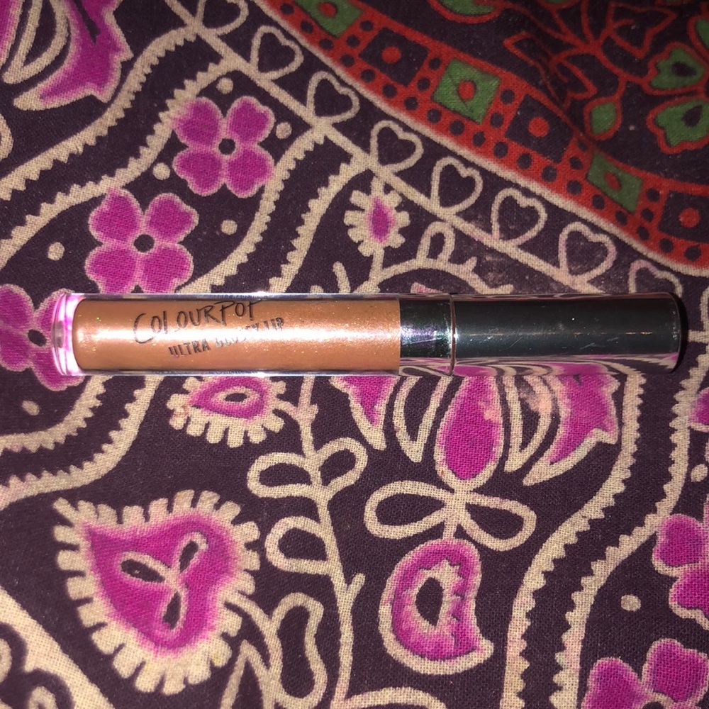 Color Pop Ultra Glossy Lip